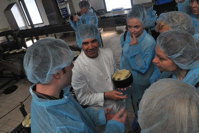 Cheesemaker for a day & visit to the dairy - Becoming a Master Casari for a Day