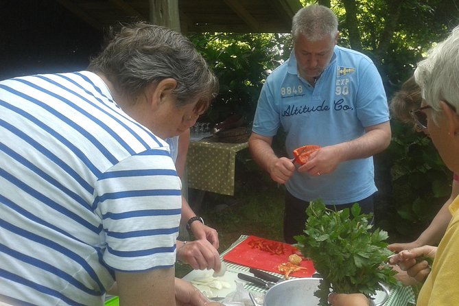 Chef for a day | Boss for a day (Min. 4 Participants) - Uncovering the Meal in Lagoa das Furnas