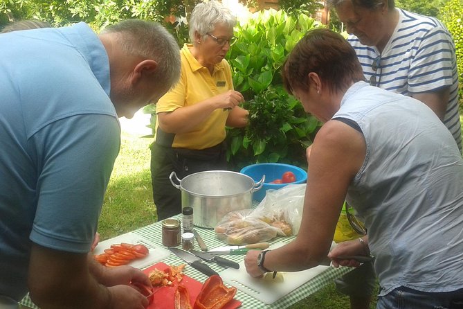 Chef for a day | Boss for a day (Min. 4 Participants) - Practical Details and Group Size