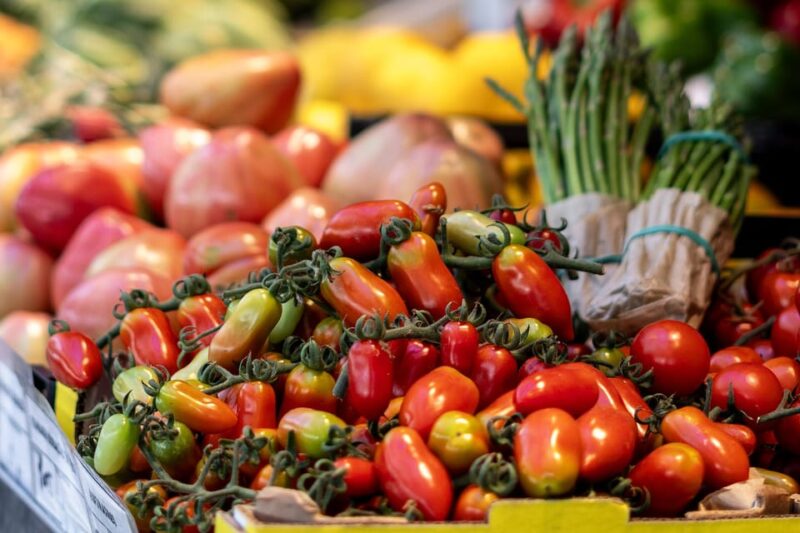 Chef Led Porto Market Tour & Portuguese Tapas Class + Wine - Key Points