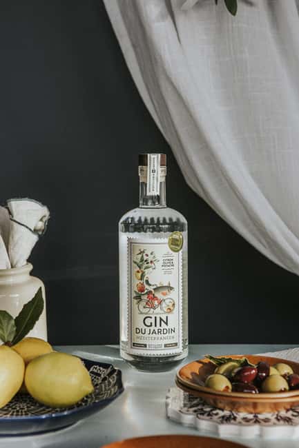 Chelsea: Guided tour of the Square Distillery - Chelsea: Guided tour of the Square Distillery Begins in Old Chelsea