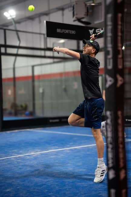 Chemnitz 2-hour padel taster session with up to 8 people - Explore Padel in Chemnitz: A 2-Hour Taster at FeelGoodClub