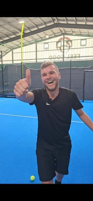 Chemnitz 2-hour padel taster session with up to 8 people - Key Points