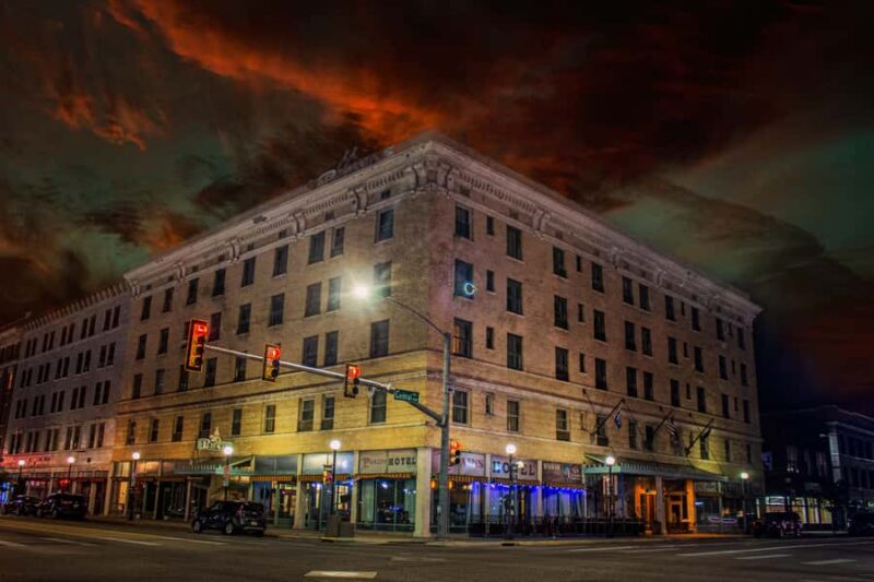 Cheyenne Ghost Tours: Coffins Beneath the Cottonwoods - Practical Tips for a Memorable Night