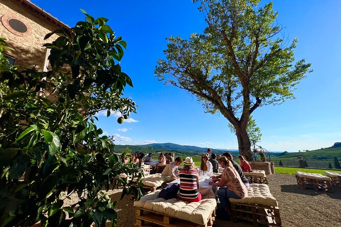 Chianti and Castle Small Group Tour from Siena with Wine Tasting - Food and Wine Pairings