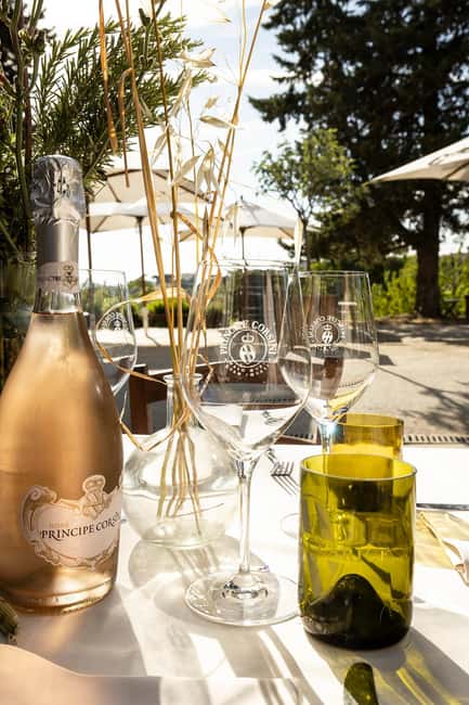 Chianti Classico: Villa Le Corti Wine Cellar Tour & Tasting - Exploring the Historic Cellars of Villa Le Corti in Chianti Classico