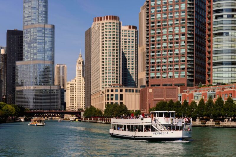 Chicago: 45-Minute Family-Friendly Architecture River Cruise - Chicagos Architectural Gems from the River