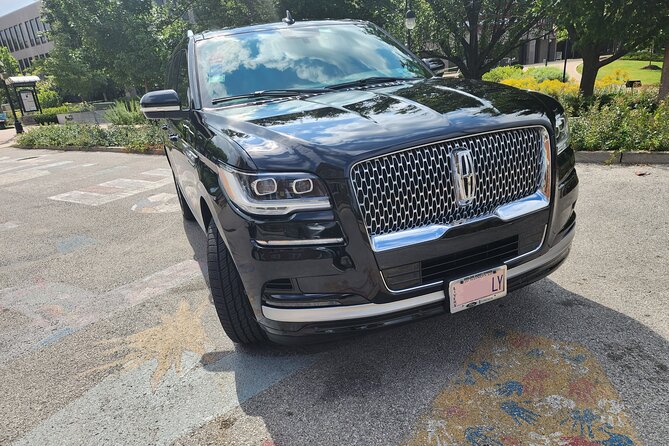 Chicago Airport Transfer: Chicago to O'Hare Airport in Luxury SUV - What Sets This Service Apart from Other Options