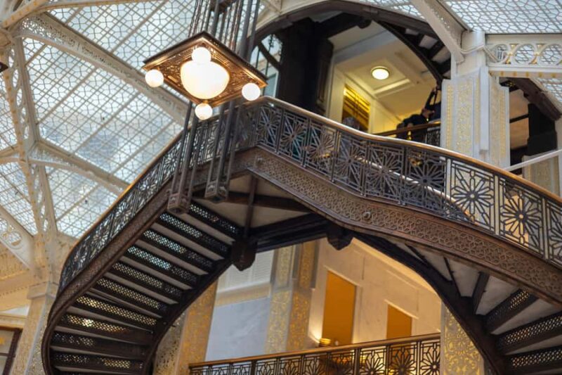 Chicago Architecture and True Crime Tour: Christmas Edition - Key Points