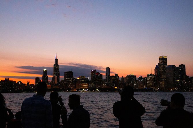 Chicago Architecture Center River Cruise aboard First Lady - Visiting Navy Pier and the Chicago Architecture Foundation