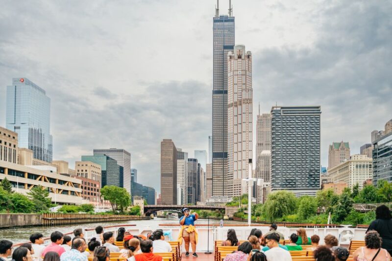 Chicago: Architecture River Cruise Skip-the-Ticket Line - Practical Details: Meeting Point, Duration, and Accessibility