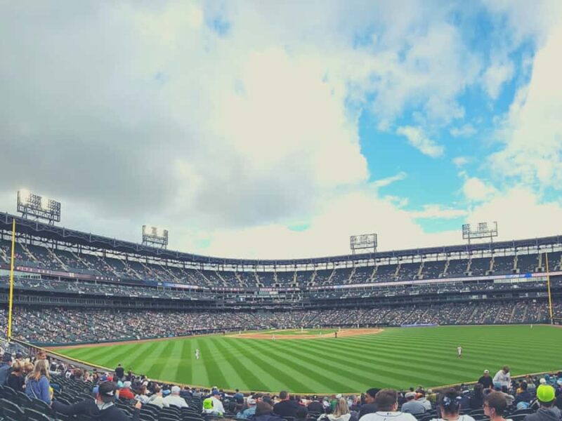 Chicago: Chicago White Sox Baseball Game Ticket - Seating Options and Viewpoints