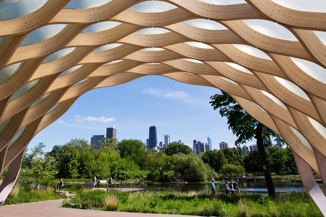 Chicago City Tours See It All No Time Wasted - Visiting Historic Chicago Hotels, Train Stations, and Universities