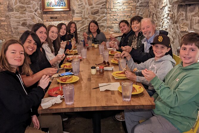 Chicago Family Food and Bike Tour with Top Attractions - Exploring the Chicago Riverwalk and Millennium Park