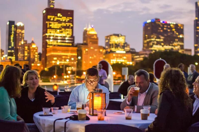 Chicago: Fireworks Cruise with Lake or River Viewing Options - Key Points