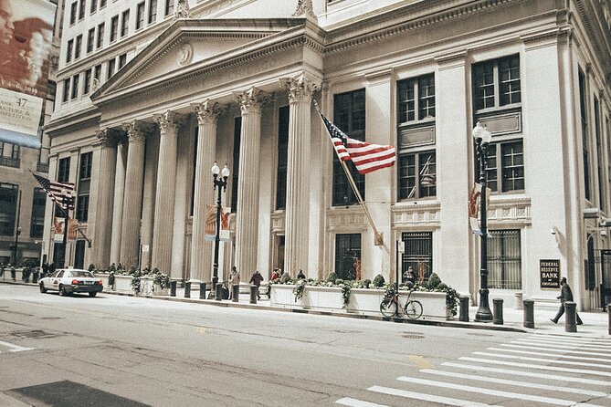 Chicago Foods Tour with The Loop, Skyline, Millennium Park - Tasting Chicago’s Classic Street Foods