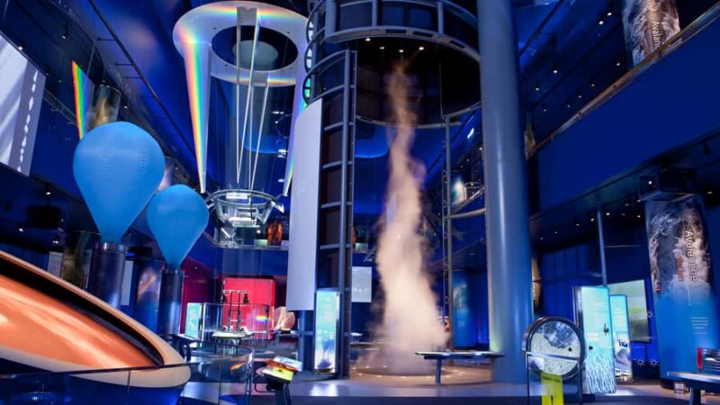 Chicago: Griffin Museum of Science and Industry Ticket - Hands-On Science and Live Experiments
