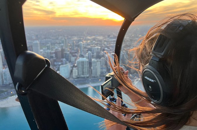 Chicago Helicopter 10-Minute Tour for up to Three Passengers - What is Included in the Ticket