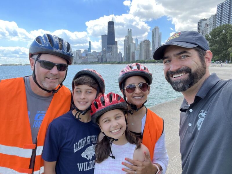Chicago: Lakefront Neighborhoods Bike Tour - The Guide’s Expertise and Personality