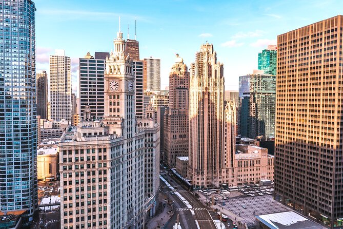 Chicago Local Fashion Designers Shopping Tour with a Stylist - Practicalities: Meeting Point and Group Size