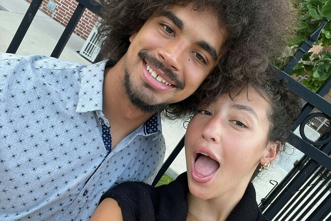 Chicago Murder Mystery Quest Outdoor Detective Escape Game - Chicago’s Streets Turn Into a Crime Scene