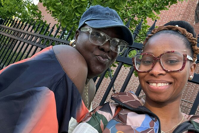 Chicago Murder Mystery Quest Outdoor Detective Escape Game - What’s Not Included