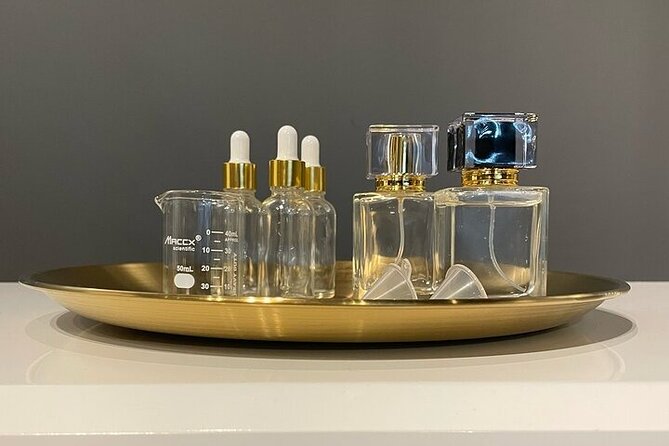 Chicago Perfume Making Classes on Magnificent Mile - Discover the Art of Perfume Making on Chicago’s Magnificent Mile