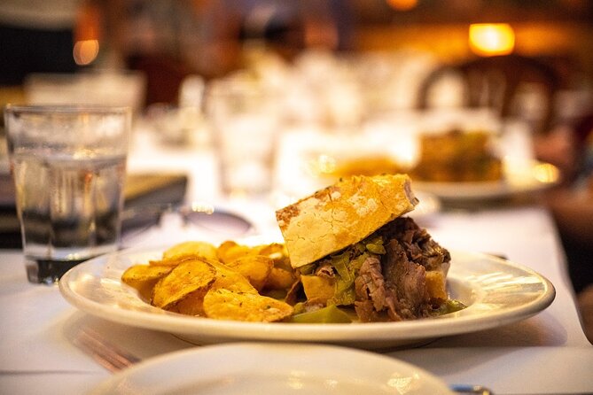 Chicago Private Walking Food Tour With Secret Food Tours - How the Tour Combines Food and Chicago Landmarks