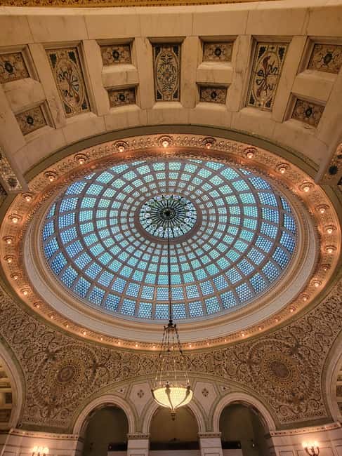 Chicago Scenic Driving Tour - Lakefront Views at Museum Campus and Buckingham Fountain