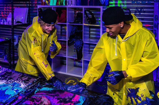 Chicago Shot Of Art After Dark Private Experience - Frequently Asked Questions