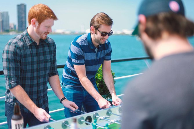 Chicago Signature Lunch Cruise on Lake Michigan - Onboard Entertainment and Atmosphere