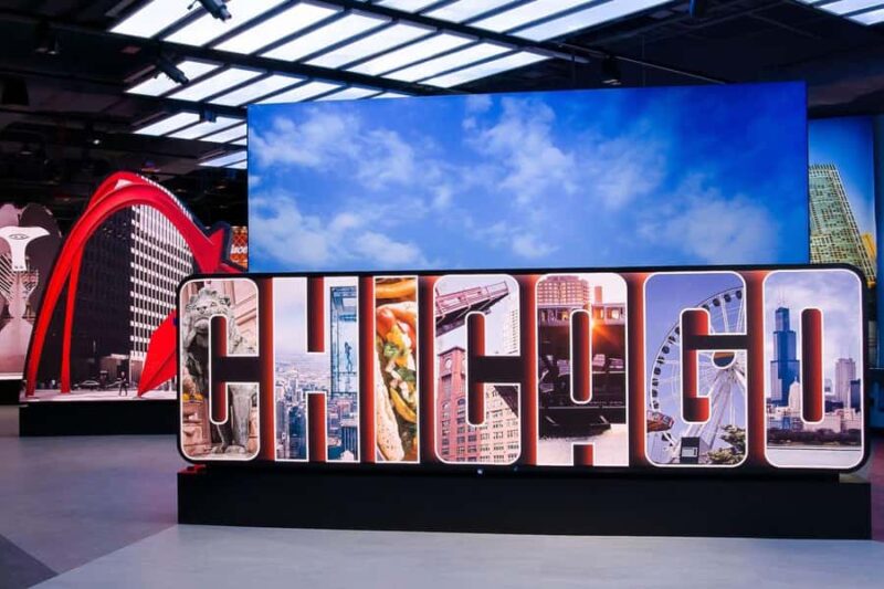 Chicago: Skydeck Ticket and Deep Dish Pizza Dinner - Location and Meeting Details for the Skydeck Dinner