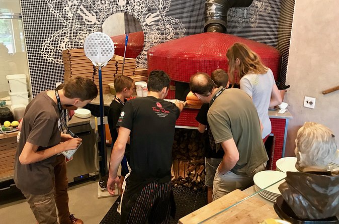 Chicago West Loop Pizza Crawl - Practical Details: Group Size, Booking, and Weather