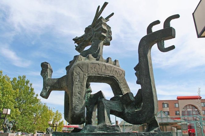 Chicago's Chinatown Food and Walking Tour - Discovering Chinatown Square and Historic Landmarks