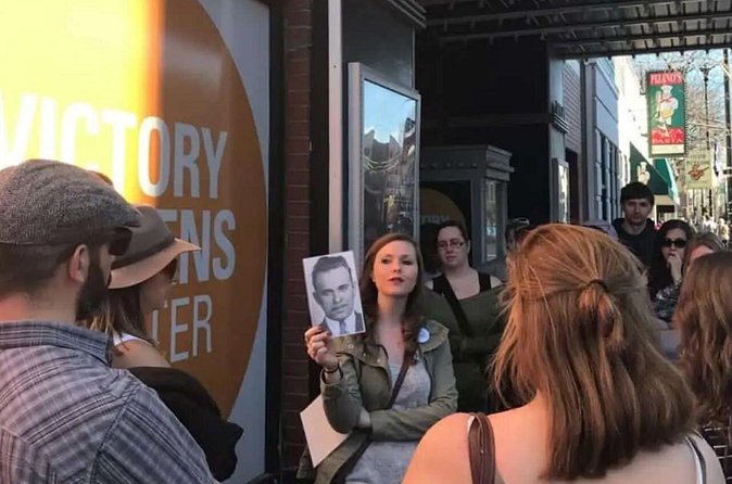 Chicago's Lincoln Park: Guns, Guitars & Gangster - Secrets of the Cider House and Speakeasy Legends