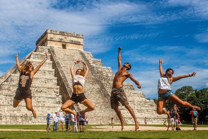Chichen Itza, 2 cenotes Ik Kil and Hubiku, visit to Valladolid - Discover the Rich History and Natural Beauty of the Yucatán Peninsula