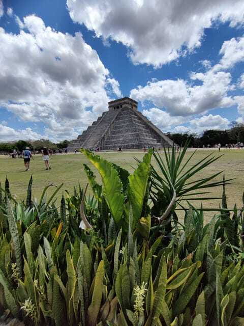 Chichén Itzá Adventure: Tour with Guides,Buffet & Cenote - Additional Cost Considerations and Optional Extras