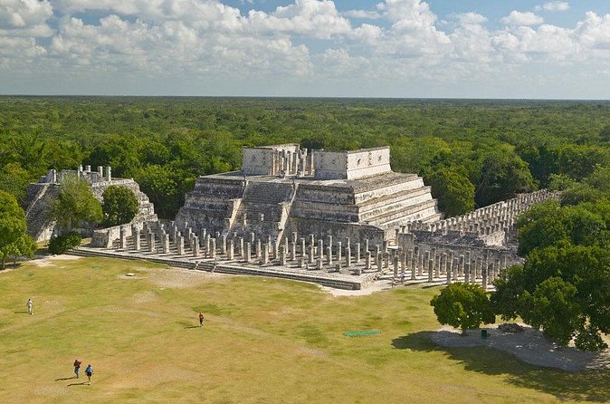 Chichen Itza All Inclusive - Comfortable Transport and Onboard Amenities