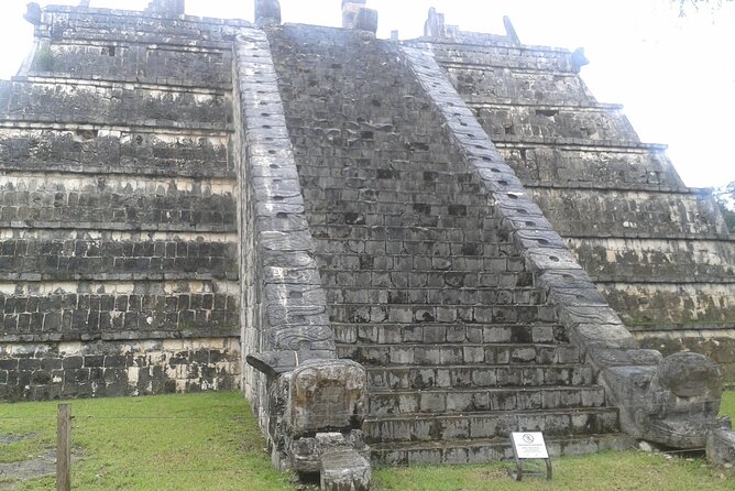 Chichen Itza, Cenote Sagrado and Valladolid from Cancun - Visiting Chichen Itza: The Highlight of the Tour