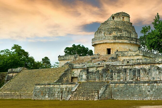 Chichen Itza Classic Tour only from Cancun - Authentic Regional Buffet in the Cenote Area