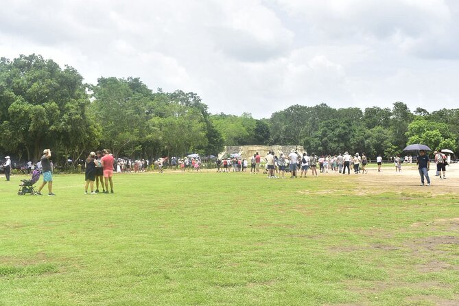 Chichén Itzá Day Trip from Tulum with Cenote & Valladolid - Cooling Off in Cenote Chichikán