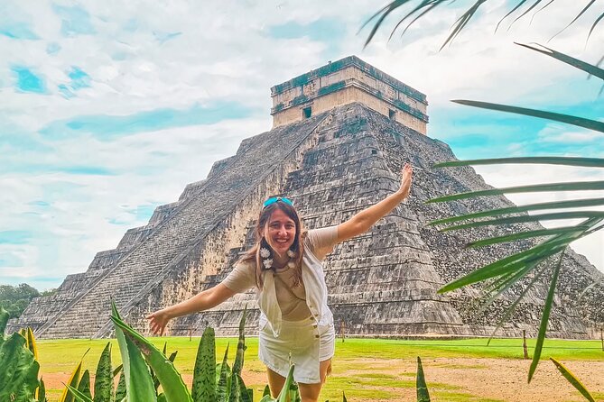 Chichen Itza Deluxe Tour with Mayan Buffet and Cenote Chichikan - Key Points