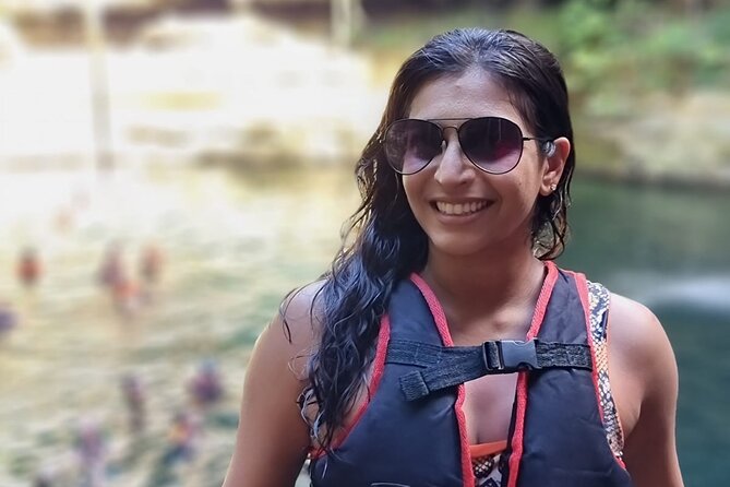 Chichen Itza Full Day Tour - Enjoying a Yucatecan Buffet Lunch