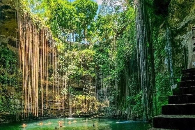 Chichén Itzá, hubiku, Ik kil cenotes and Valladolid in One day - The Magic of Twelve Cenotes in One Day