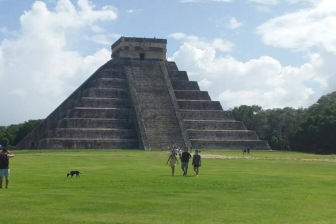 Chichen Itza, Valladolid & Cenote! With Transportation from Playa Del Carmen - Tasting Yucatán: Traditional Buffet Lunch