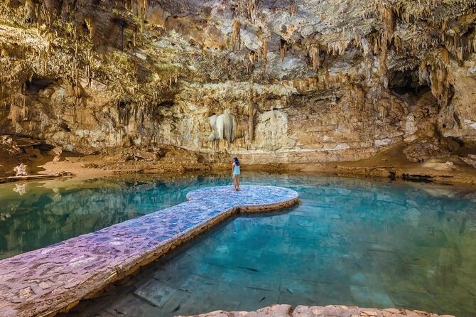 Chichen itza with suytun and ik kil cenote with round transfer - Experiencing Ik Kil, the Sacred Blue Cenote