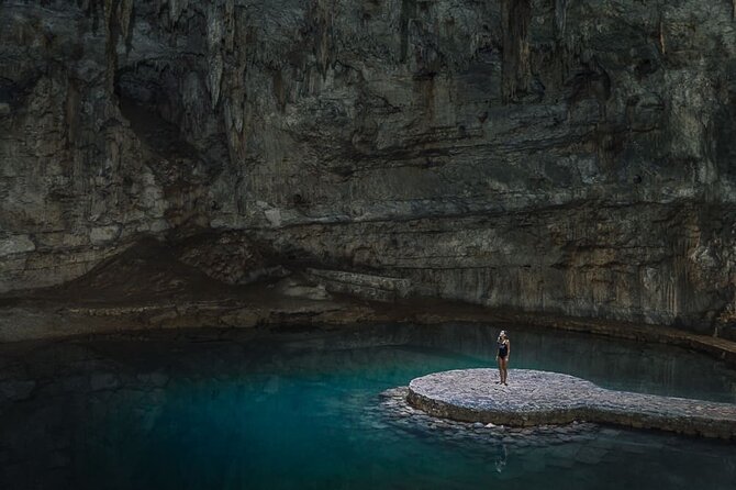 Chichen itza with suytun and ik kil cenote with round transfer - Enjoying a Delicious Lunch at a Local Hacienda