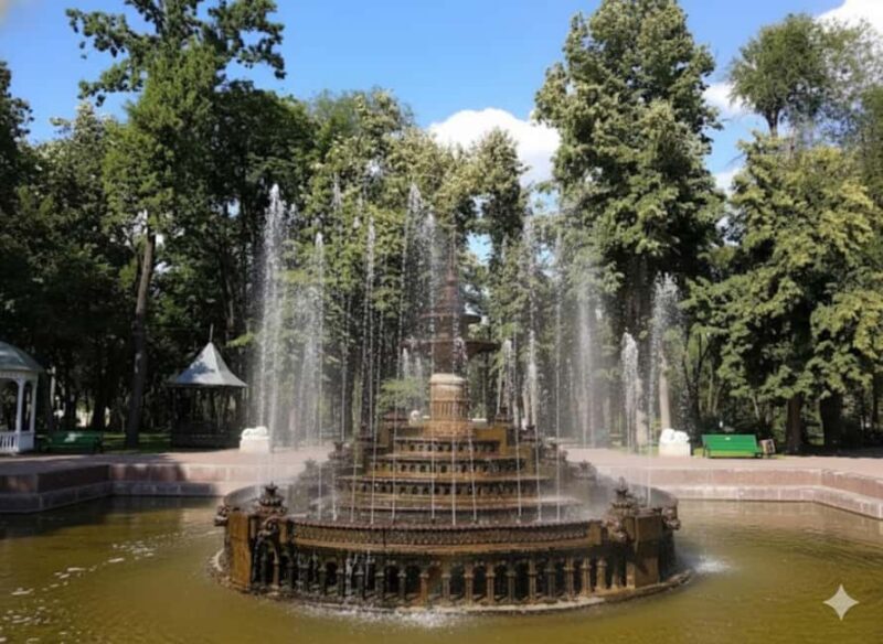 Chiinu: City Tour with Traditional Dinner and Wine - Who Would Enjoy This Tour Most?