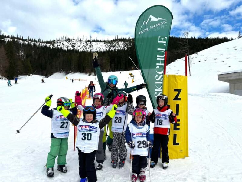 Children's ski course (4-15 yrs.) for beginners - Tauplitzalm - Tauplitzalm’s Kinderland: A Dedicated Learning Zone for Kids