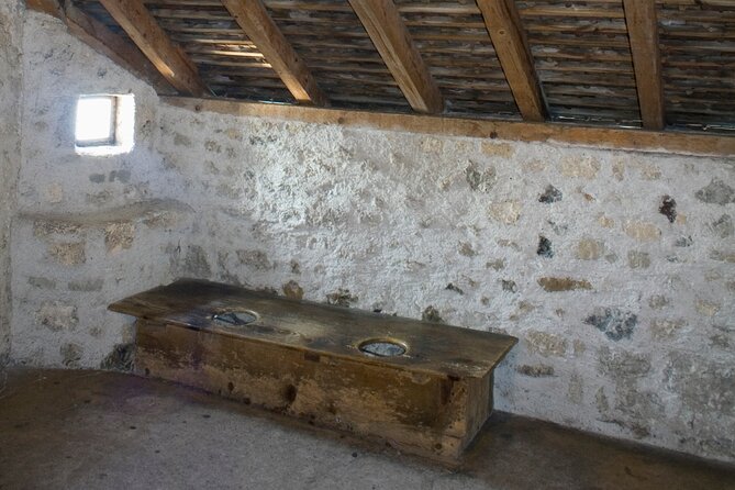 Chillon Castle Entrance Ticket in Montreux - The Castle’s Location and Surroundings